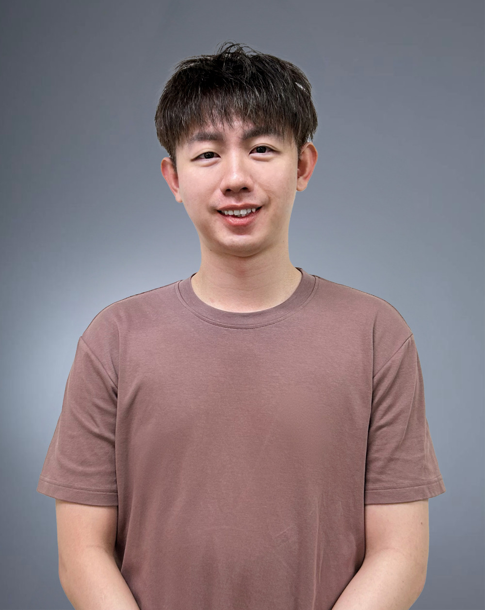 Portrait of Kyle Wong, part of Traworld's leadership team